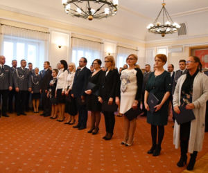 Białystok. Od 30 lat są związani z policją. Zobacz kto został wyróżniony