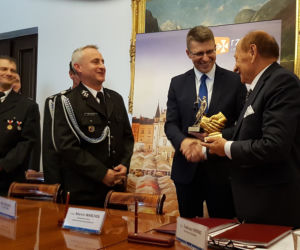 Szpital Miejski i OSP z wsparciem finansowym