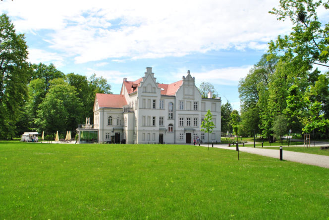 To miasto na Śląsku zachwyca kamienicami na rynku. Znajduje się w nim też najpiękniejszy pałac w województwie