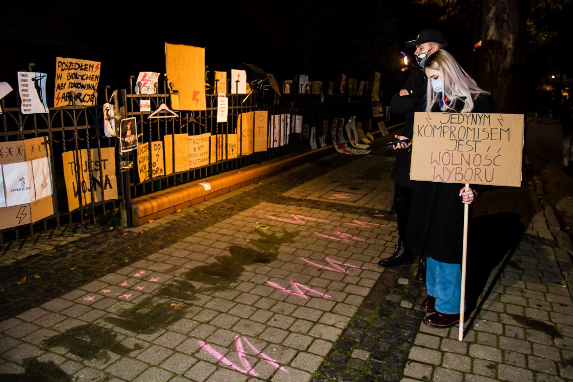 Gdańsk: Strajk kobiet przed Katedrą Oliwską