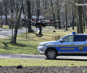 Nowa broń katowickiej policji w walce z nielegalnymi spacerowiczami [ZDJĘCIA]