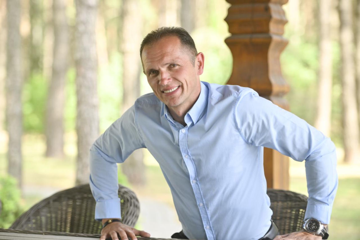 Waldek z "Rolnik szuka żony 10" planuje operację plastyczną