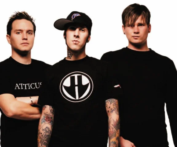 Blink-182 świętują 25-lecie swojego kultowego albumu!