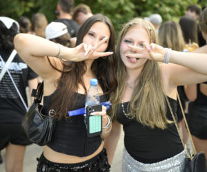 Drugi koncert The Weeknd w Warszawie. Najwierniejsi fani nie przestraszyli się morderczego upału. Znajdź się na zdjęciach