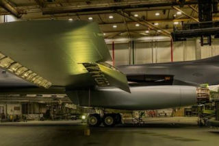 Z cmentarzyska wprost do ponownej służby. Niezwykła historia odrodzenia bombowca B-1B Lancer