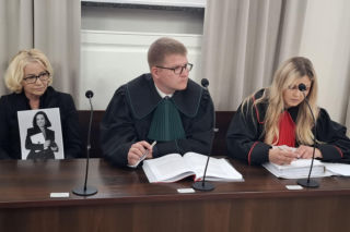 Pijany wjechał w Anitę i uciekł. 37-latka zginęła tuż pod swoim domem! Sąd nie miał litości dla Daniela
