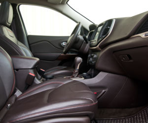 Jeep Cherokee Trailhawk V6 3.2 AT9 4x4
