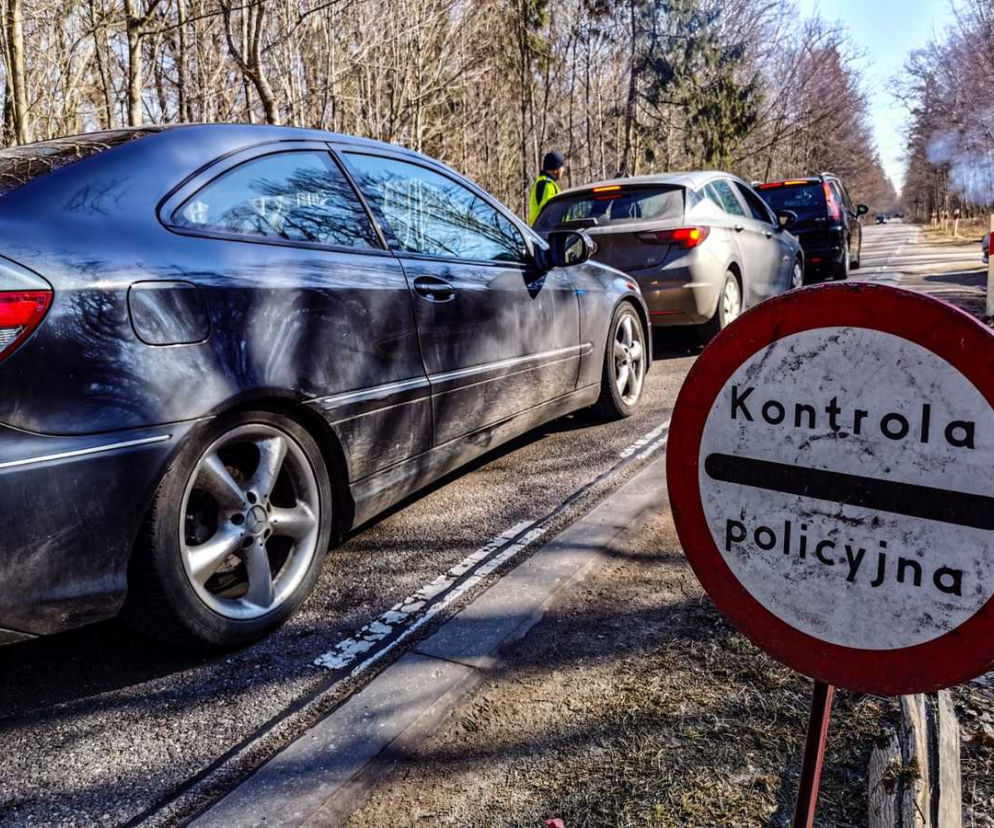 8 Irakijczyków w samochodzie Gruzina. Policjanci łapią kolejnych kurierów