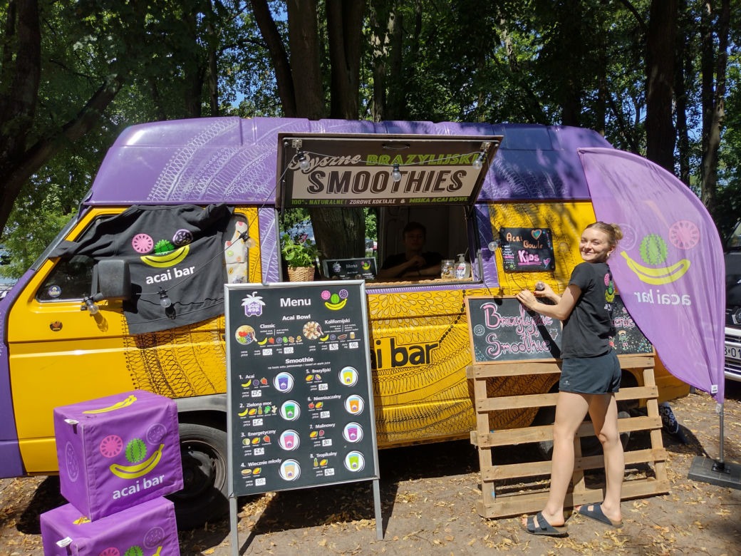 Trwa Festiwal Smaków Food Trucków w Olsztynie. Co dobrego można zjeść? [ZDJĘCIA]
