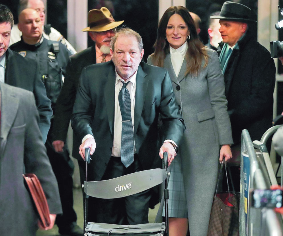Weinstein już za kratami