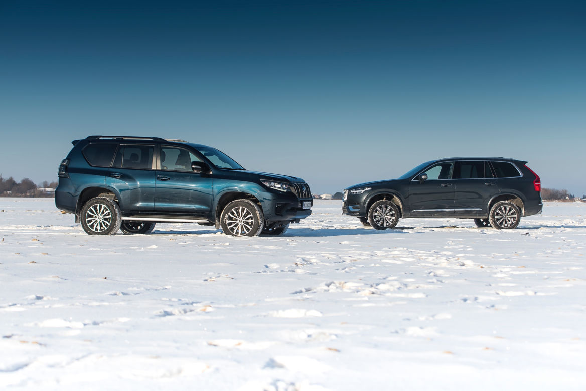 Volvo XC90 B5 AWD 8AT Inscription vs. Toyota Land Cruiser 2.8 D-4D AWD 6AT Executive