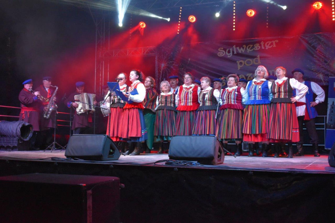 Sylwestrowa zabawa w Piekoszowie