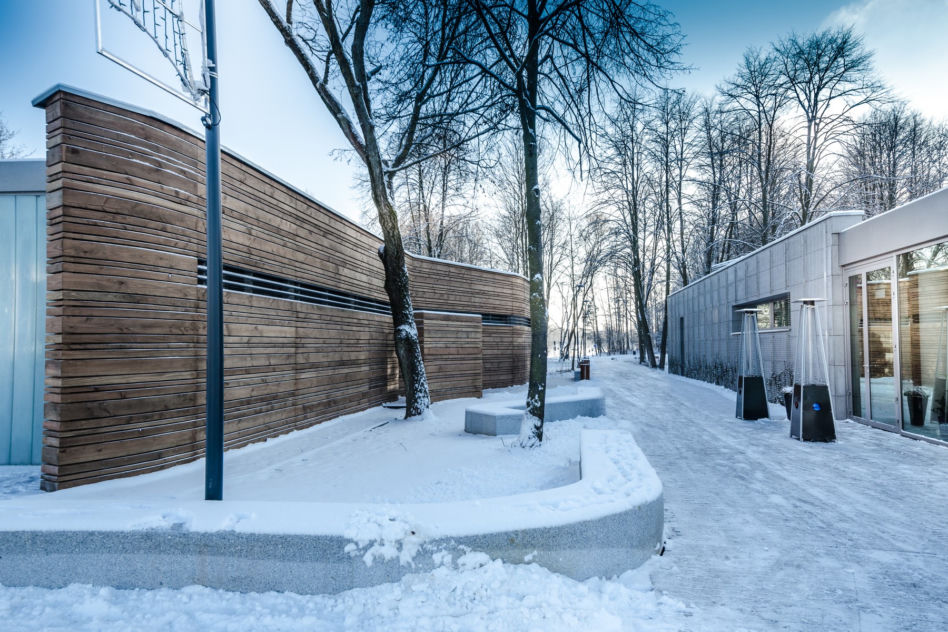 Centrum sportowe, Dżus Architekci