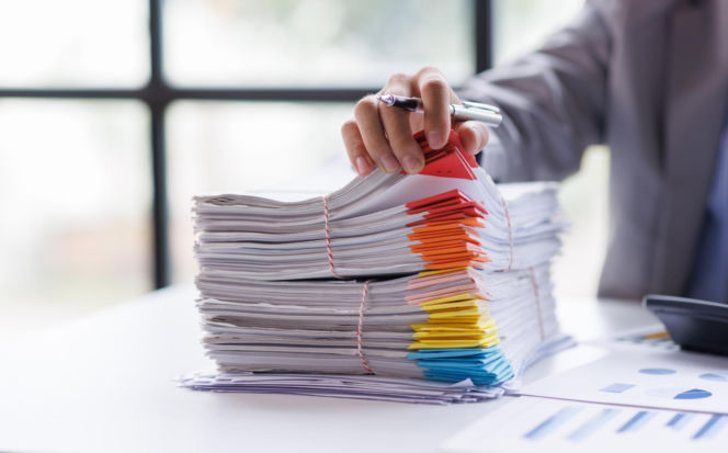 Tyle można zarobić w stołecznym ratuszu. Niektórzy mają wypłatę wyższą niż Trzaskowski!