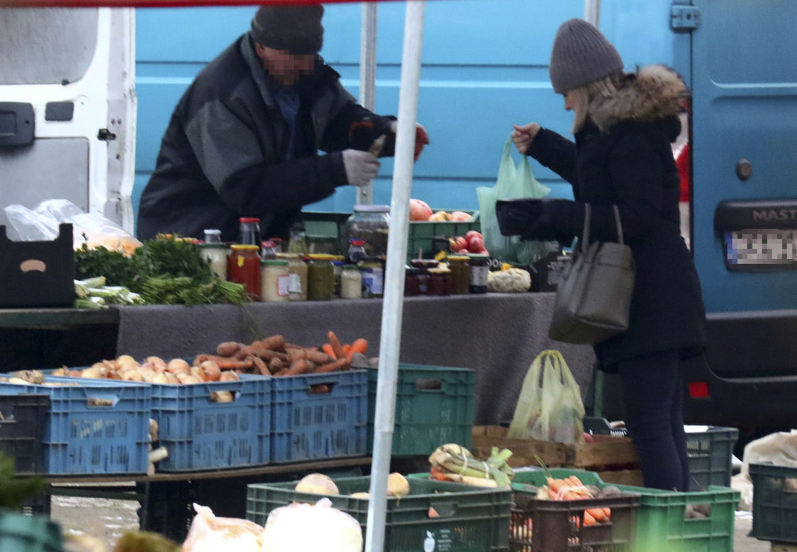 Małgorzata Tusk. Żona Tuska pojechała na bazarek. 