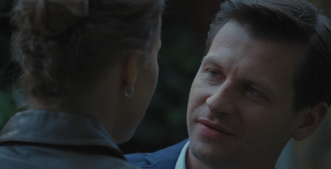 M jak miłość odc. 1894. Natalka (Dominika Suchecka), Adam Karski (Patryk Szwichtenberg)