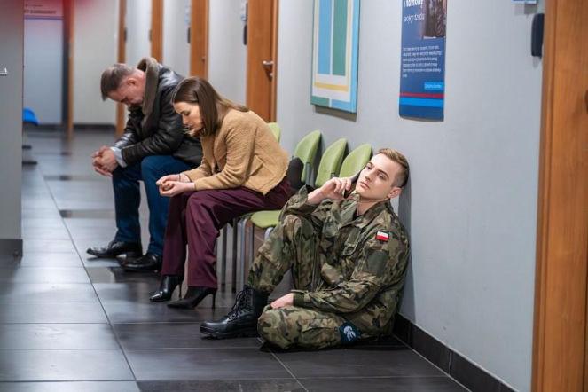 Pierwsza miłość, odcinek 4175: Biały uświadamia sobie, że kocha Angelikę. Bez pozwolenia opuszcza jednostkę - ZDJĘCIA