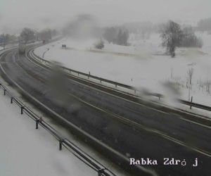 Bardzo trudne warunki na drogach w Małopolsce