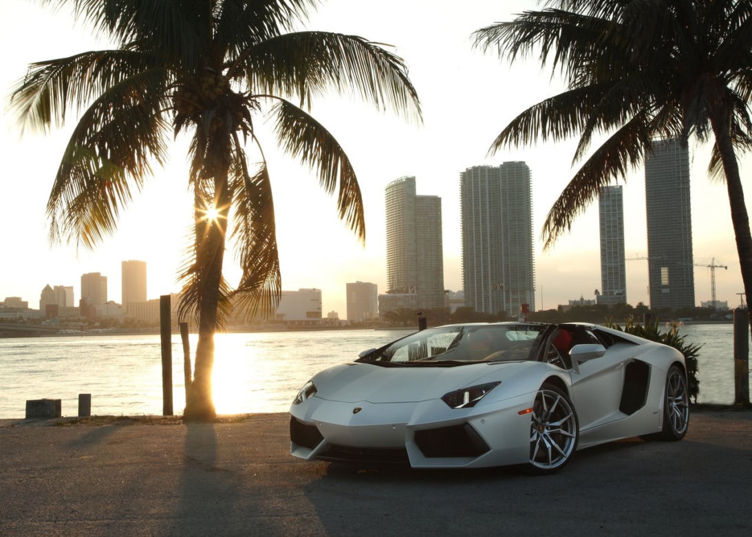 Lamborghini Aventador LP700-4 Roadster
