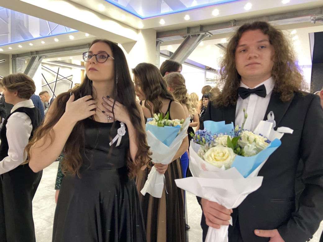 Bal studniówkowy 2024 II Liceum Ogólnokształcącego w Starachowicach