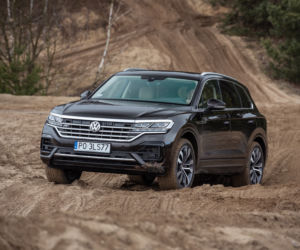 Volkswagen Touareg R Line 4.0 V8 TDI 422 KM
