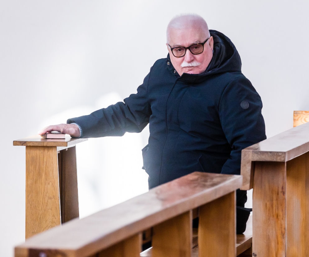 Lech Wałęsa w kościele w czasie epidemii koronawirusa
