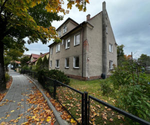 Zaginęła 11 dni wcześniej. Ciało znaleziono 130 metrów od domu matki
