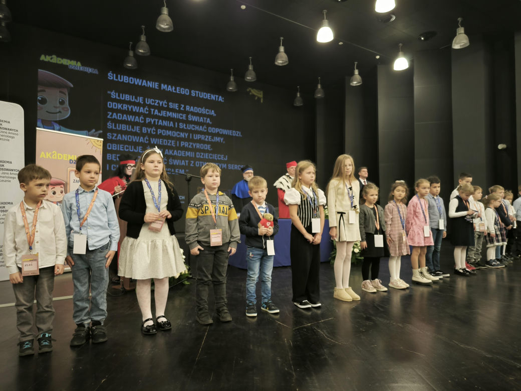Inauguracja roku akademickiego dziecięcego uniwersytetu w ANS