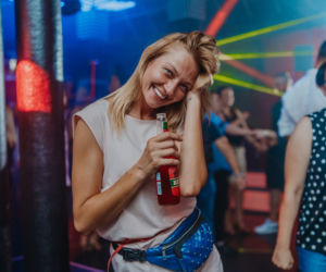 Pomarańcza Katowice bawi się na całego po lockdownie. Oto zdjęcia z imprezy Tomorrow Never Comes [ZDJĘCIA]