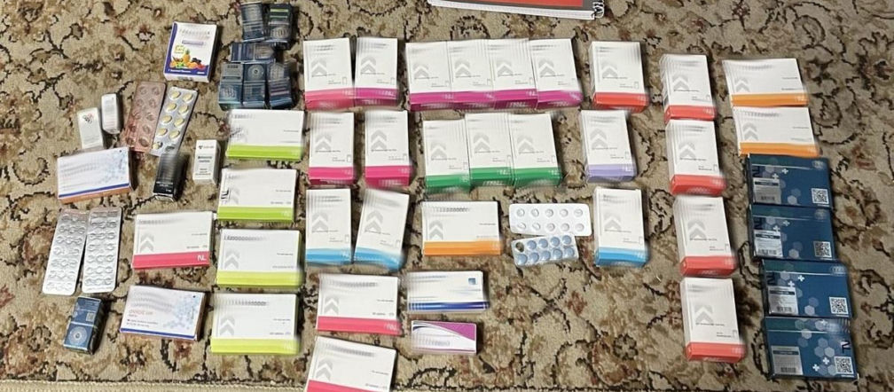 5 osób zatrzymanych w sprawie nielegalnego handlu opioidami i lekami z morfiną