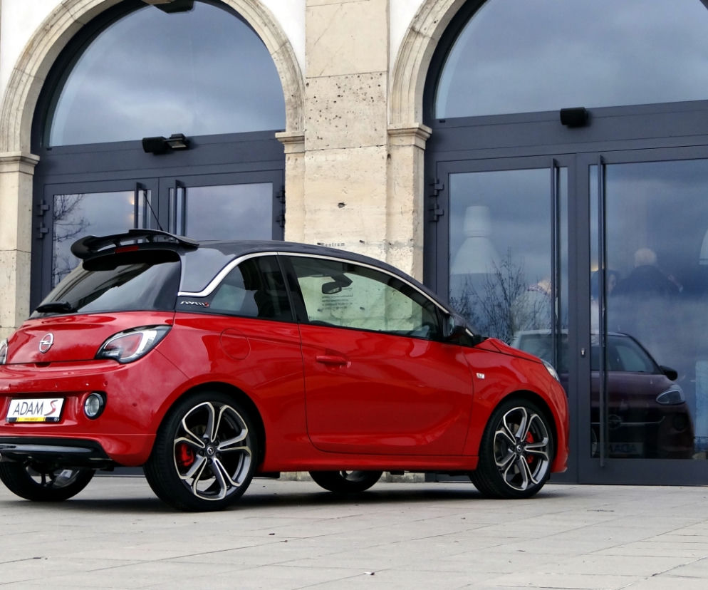 Opel Adam S