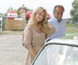 Grażyna Torbicka z mężem w Kazimierzu Dolnym na festiwalu Dwa Brzegi