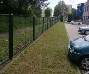 Starachowiczanie w czynie społecznym sprzątają miasto/ZEC MZK