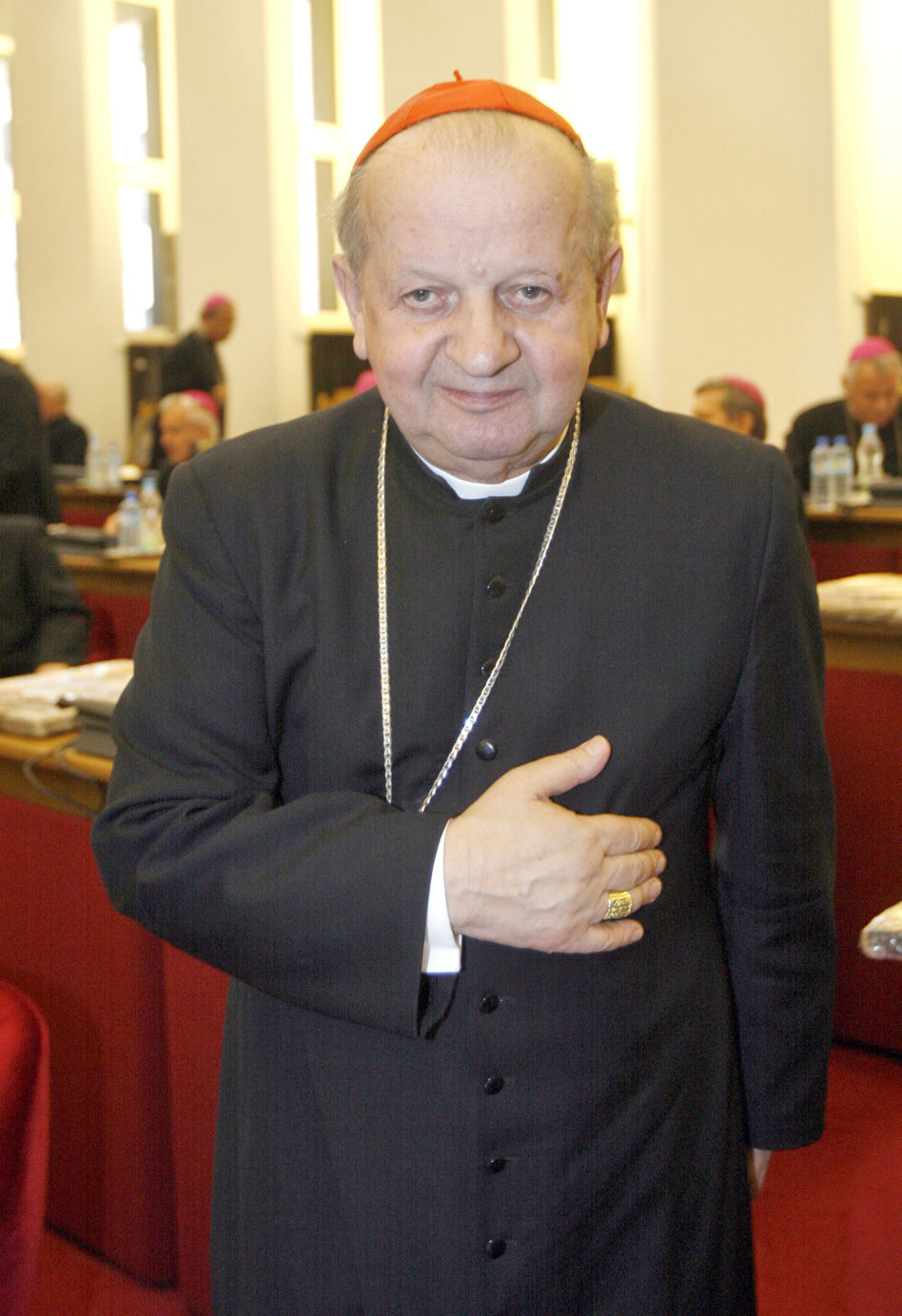 Tak się zmieniał Stanisław Dziwisz