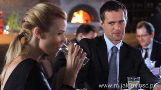 M jak MIŁOŚĆ odc. 987. Małgosia (Joanna Koroniewska), Michał Łagoda (Paweł Okraska)