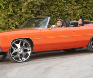 Chris Brown i Chevrolet Impala Convertible