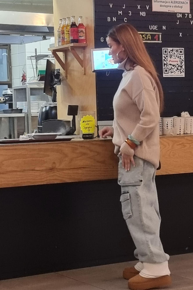 Joanna Krupa z siostrą Martą. Zjadły w mlecznym i poszły po patelnię