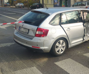 Makabra w Siedlcach. Jaguarem staranował skodę