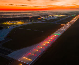Jubileusz w Pyrzowicach. 30 lat temu powstało Górnośląskie Towarzystwo Lotnicze zarządzające Katowice Airport