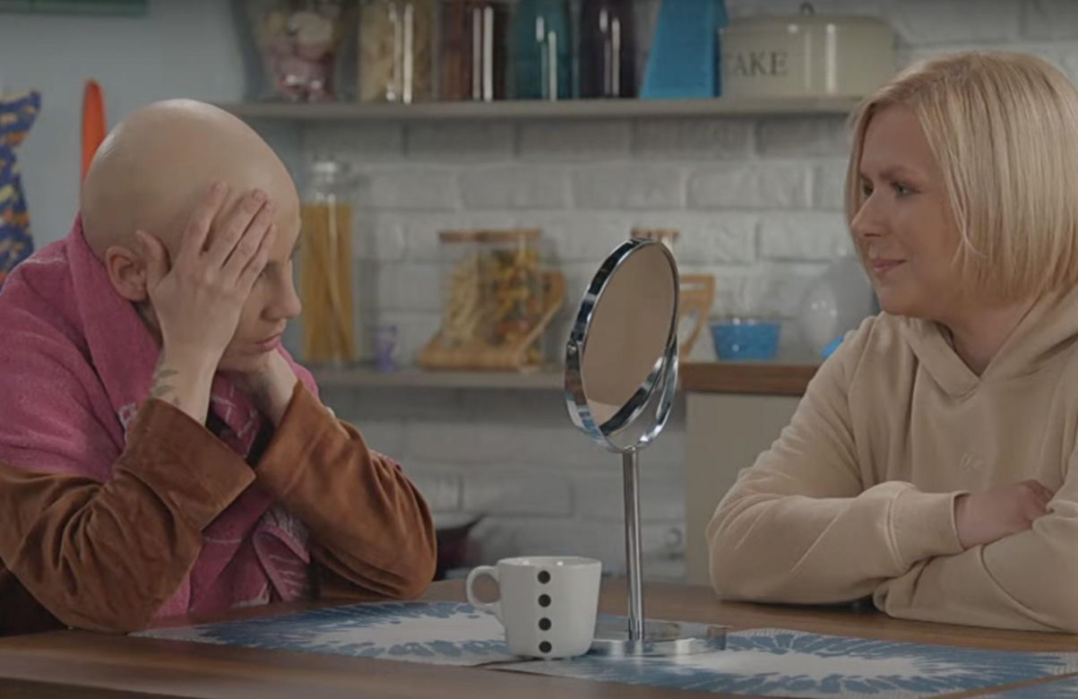 Pierwsza miłość po wakacjach. Kinga (Aleksandra Zienkiewicz), Marysia (Aneta Zając)