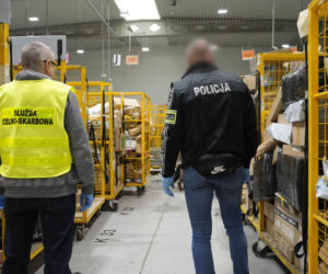  Małopolscy policjanci i Krajowa Administracja Skarbowa w akcji. Na celowniku przemytnicy!