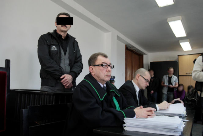 Z zazdrości zabił żonę, nie oszczędził też syna i teściowej