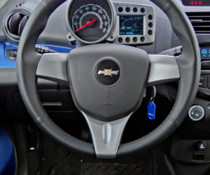Chevrolet Spark lifting