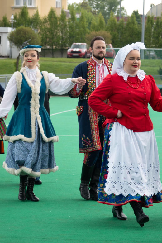 Na AWF-ie wspólnie zatańczyli poloneza
