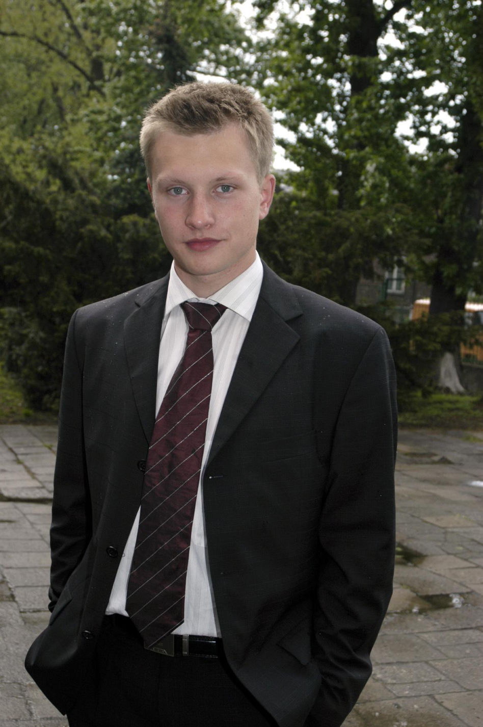 Od nastolatka z "Na Wspólnej" do eleganckiego mężczyzny. Tak zmieniał się Jakub Wesołowski