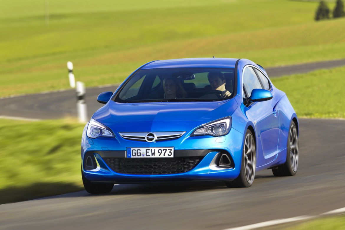 Opel Astra OPC 2012