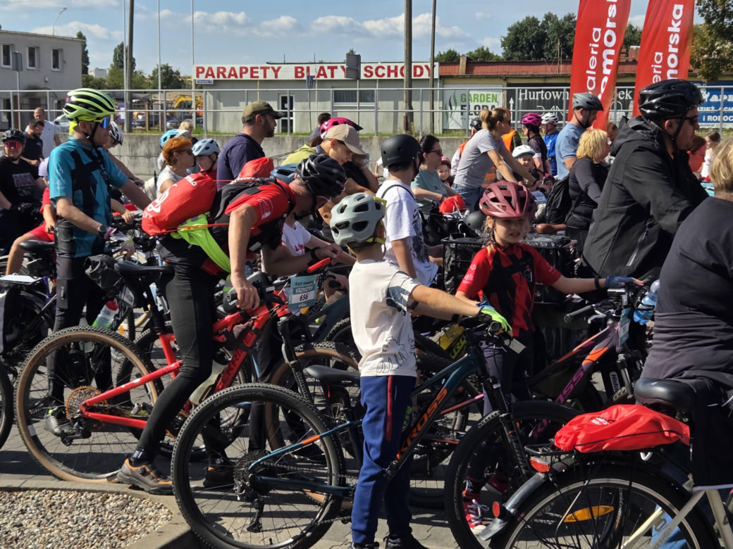 Tłumy rowerzystów ruszyły przez Bydgoszcz! Rajd Galerii Pomorskiej za nami