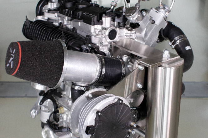 Volvo silnik 2.0 Drive-E 450 KM potrójne turbodoładowanie