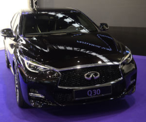 Infiniti Q30