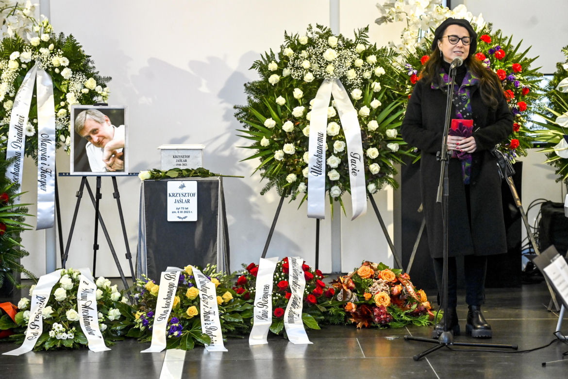 Ostatnie pożegnanie Krzysztofa Jaślara! Żegnają go gwiazdy! 